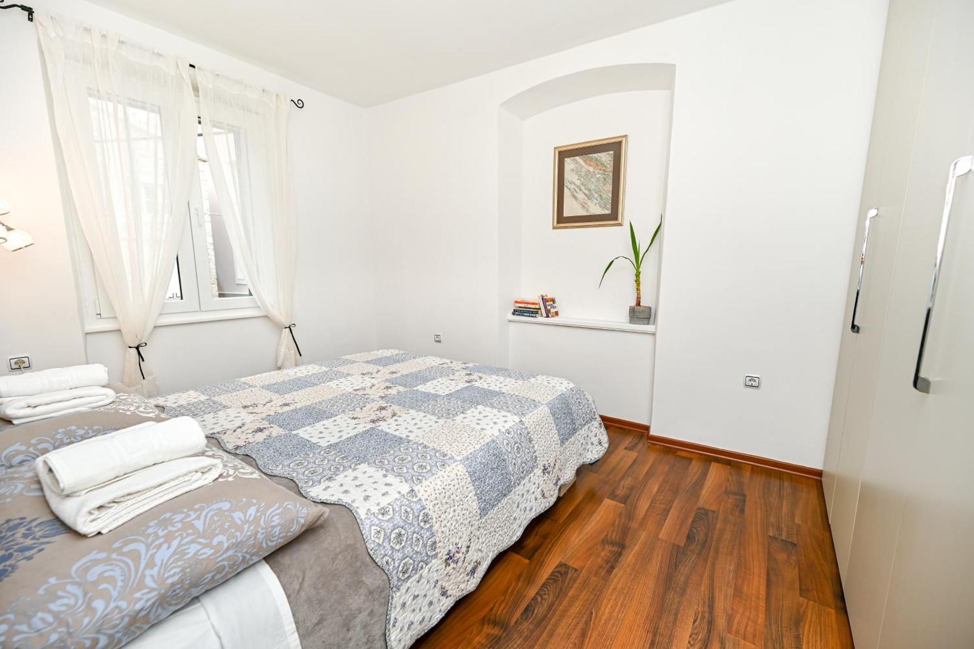 Aldora Apartment *